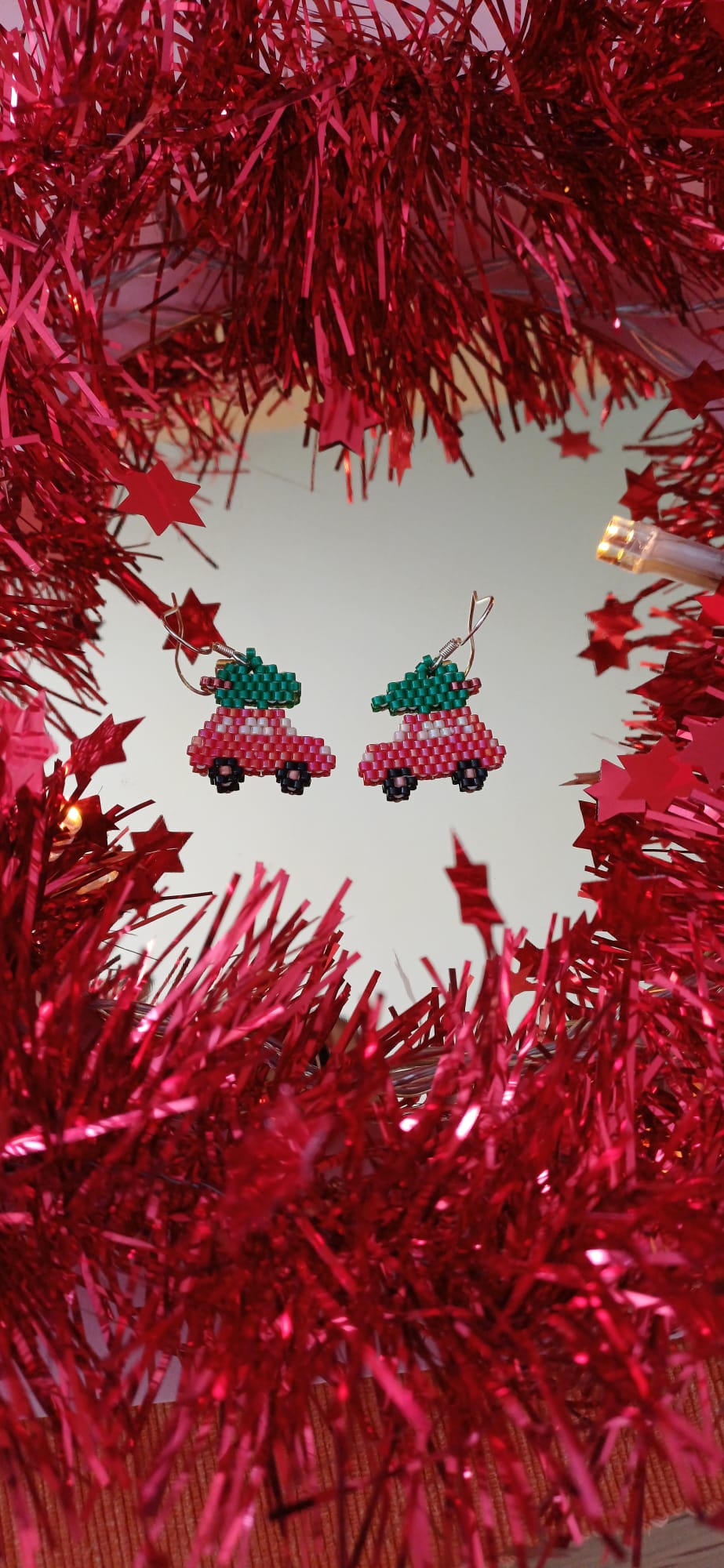 Cercei din mărgele - Crăciun - Mașinuța roșie - imagine 2