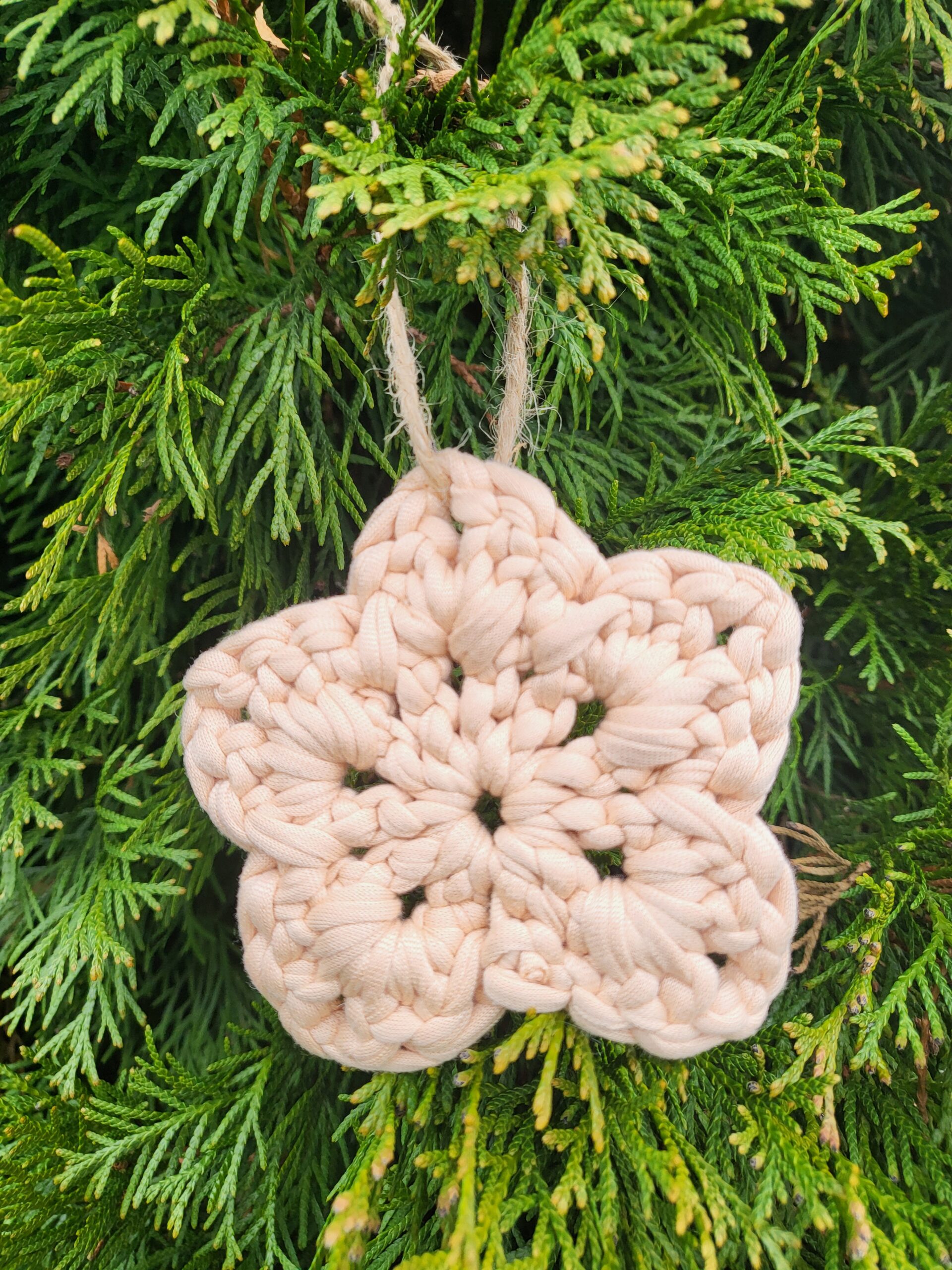 Stea croșetată - imagine 2