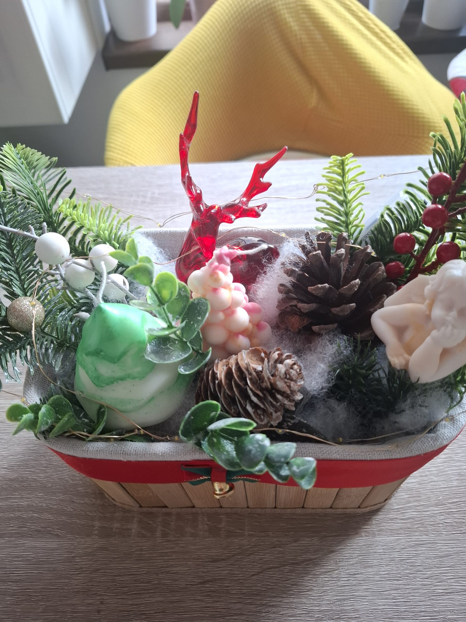 Aranjament Sarbatori cu lumanari din ceara de soia aroma scorțișoară lavanda - imagine 2