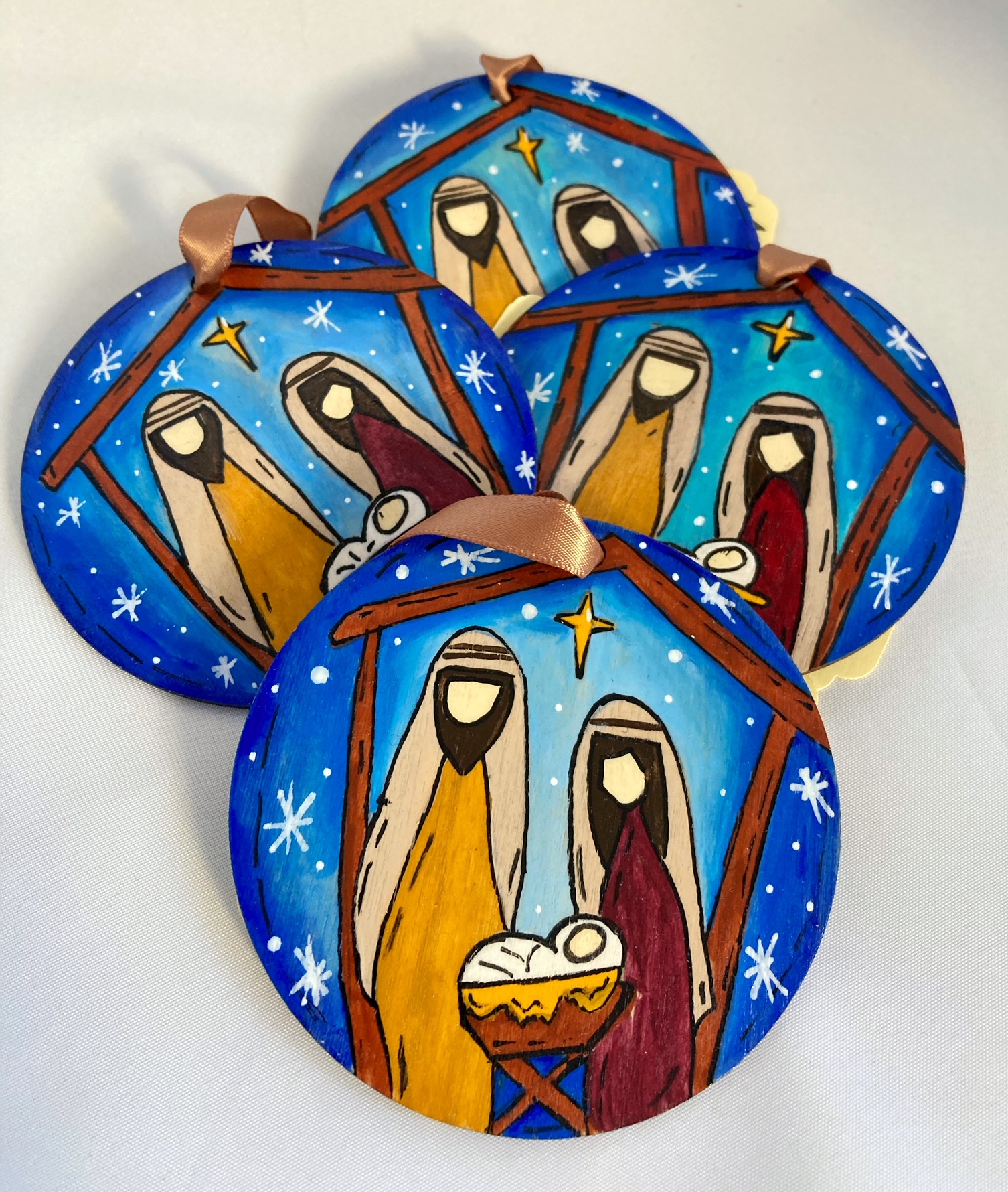 Ornament brad pictat manual - Craciun - imagine 6