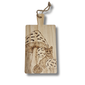 tocator pirogravat manual cu tematica padurea fermecata cu ciupercute si o vulpe