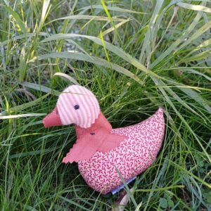 Rățușca Ochioasă – jucărie textilă handmade