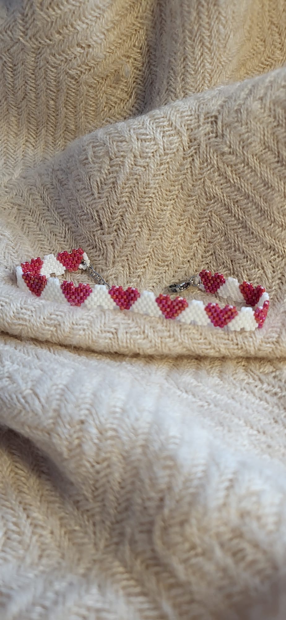 Bratara margele "Îmbrățișare"