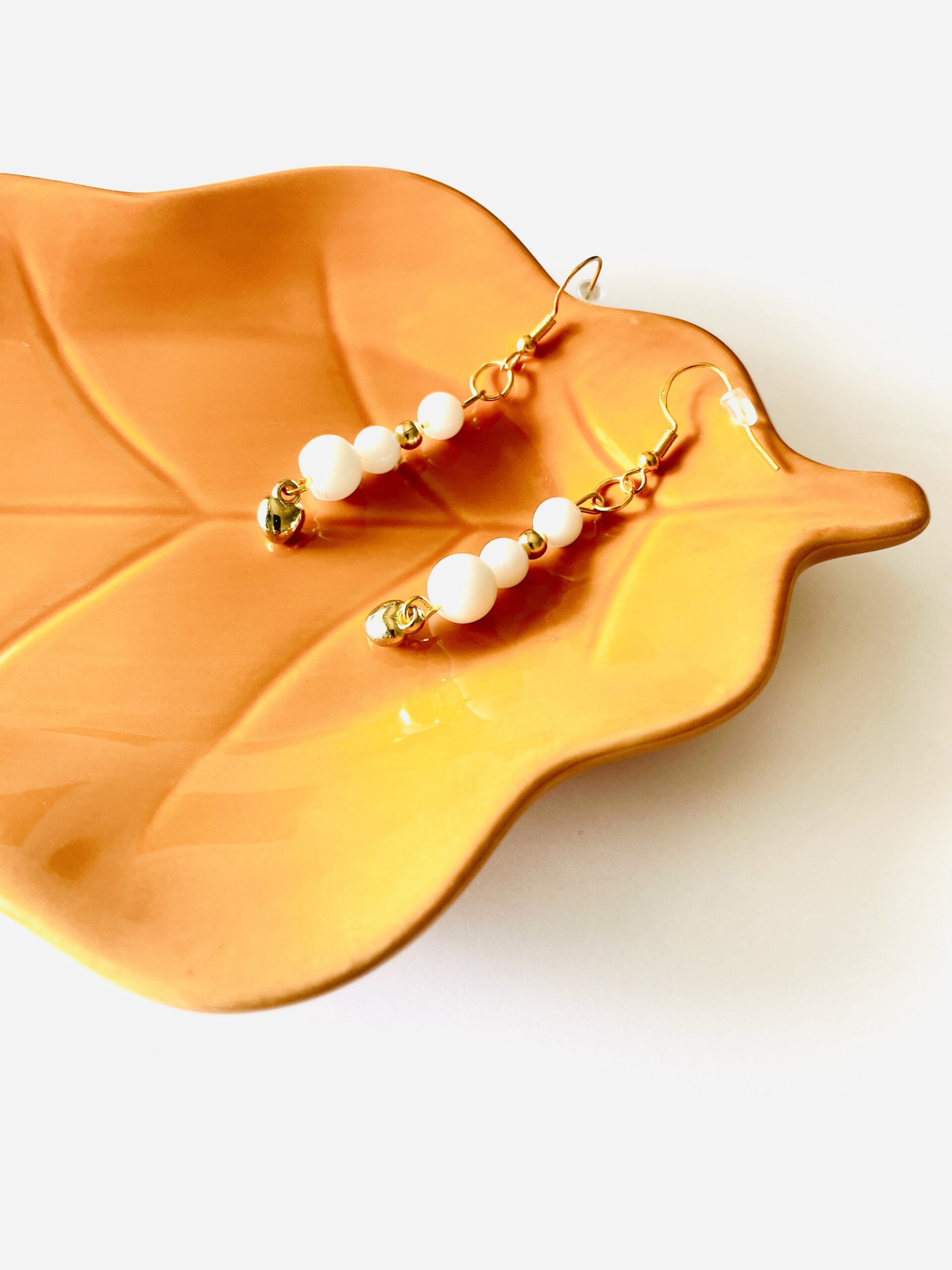 Cercei Onix alb - imagine 2