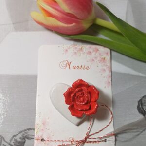 martisor inima cu trandafir