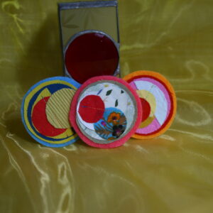 Broșe - flori textile (fetru)